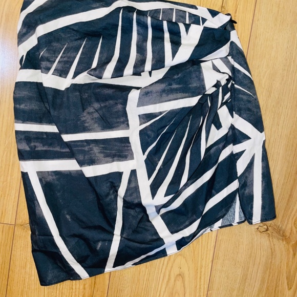 Zara 2 piece Crop & Skirt  SET - XS - Picture 14 of 16